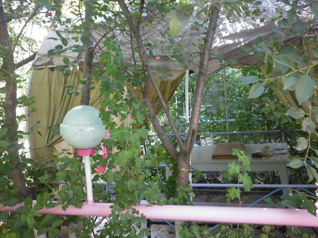 Guest House Dompolski Ghiumri Exterior foto