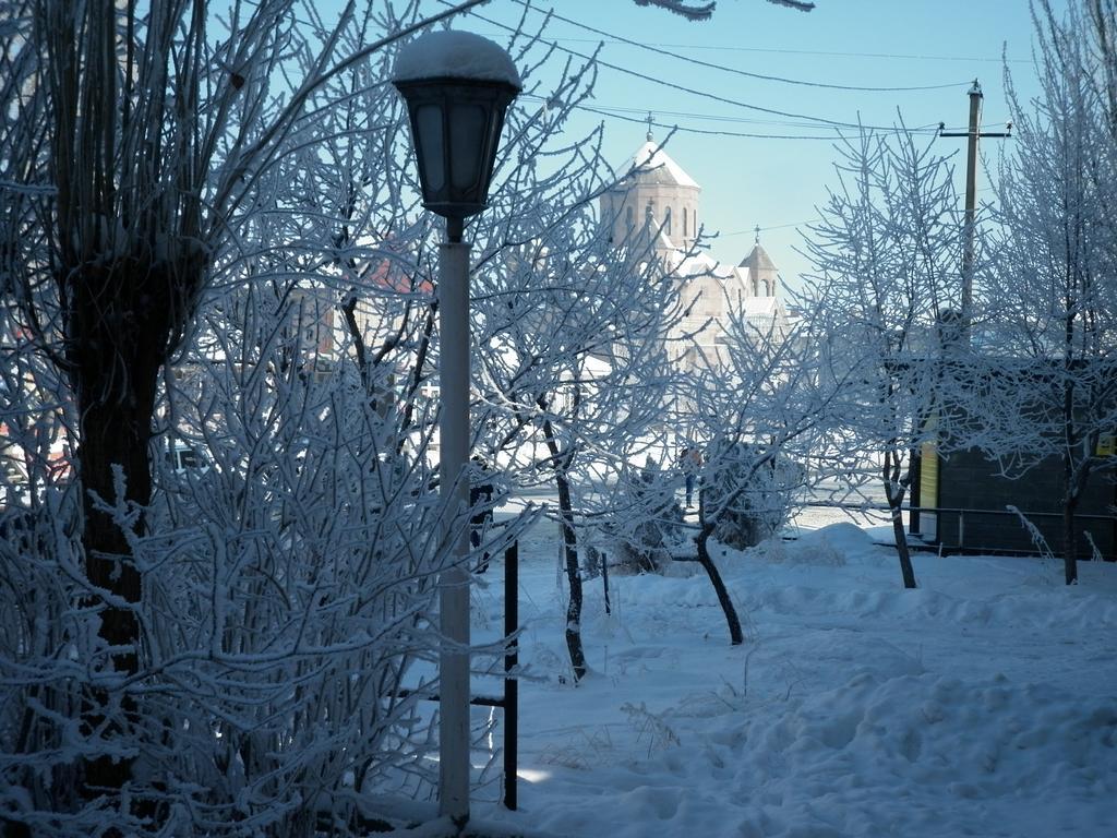 Guest House Dompolski Ghiumri Exterior foto
