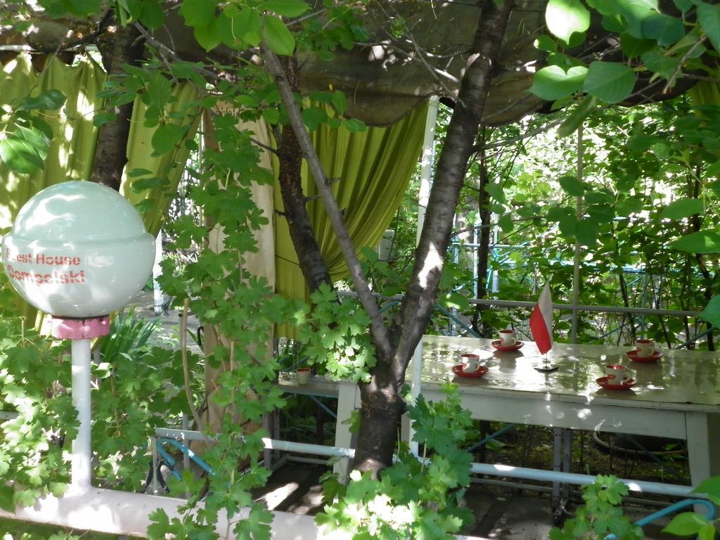 Guest House Dompolski Ghiumri Exterior foto